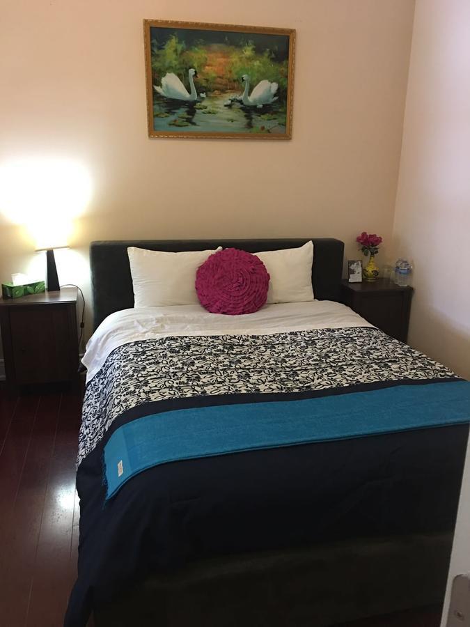 Lili Garden Торонто Екстер'єр фото